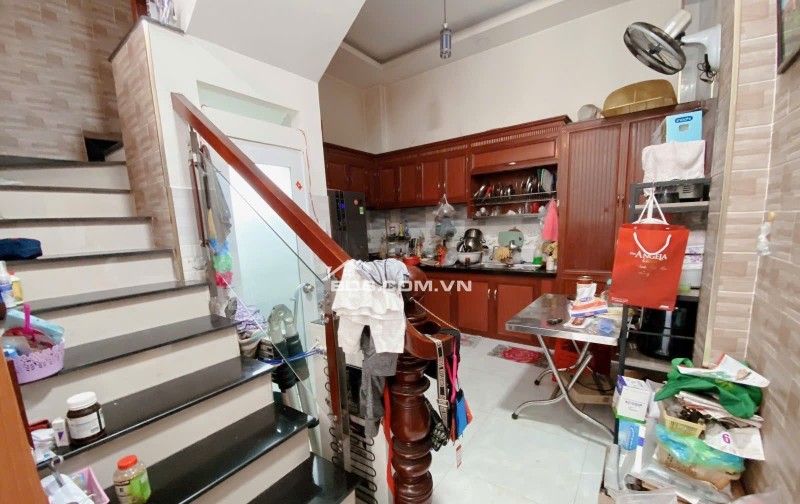 Siêu Phẩm P.10 Tân Bình. Hẻm 5m Thông ngay CC BÀU CÁT 2, 40m2, 4 Tầng, 4PN. Nhỉnh 5 tỷ.